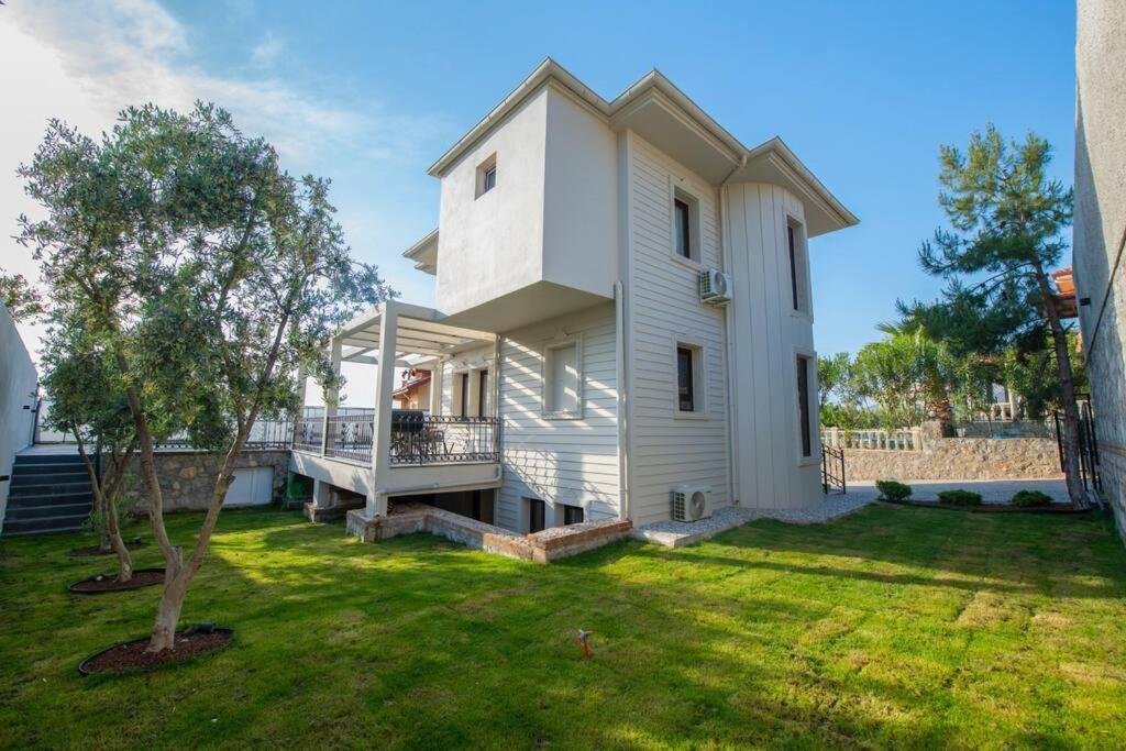Havuzlu Korunakli Jakuzili Villa Фетхіє Екстер'єр фото