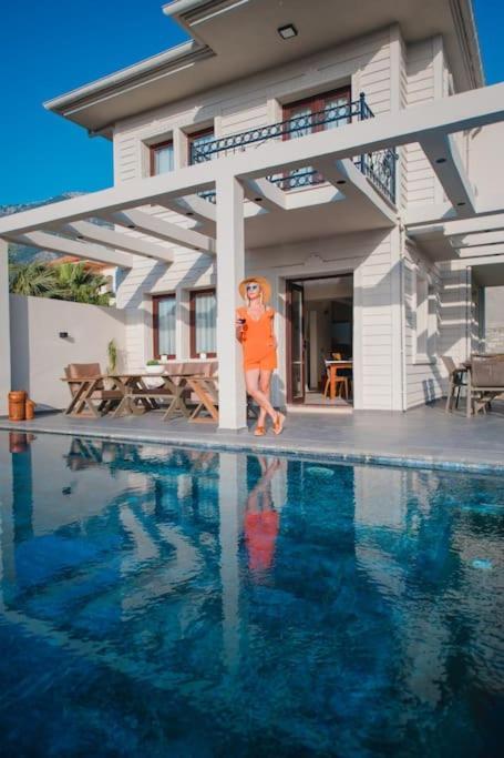Havuzlu Korunakli Jakuzili Villa Фетхіє Екстер'єр фото